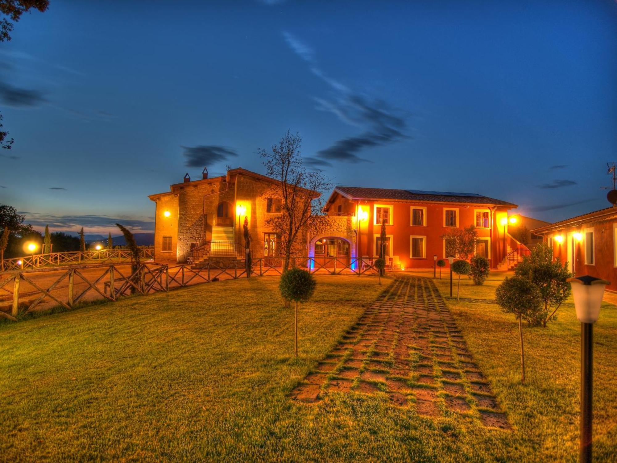 Agriturismo Podere Del Lepre San Quirico  Экстерьер фото