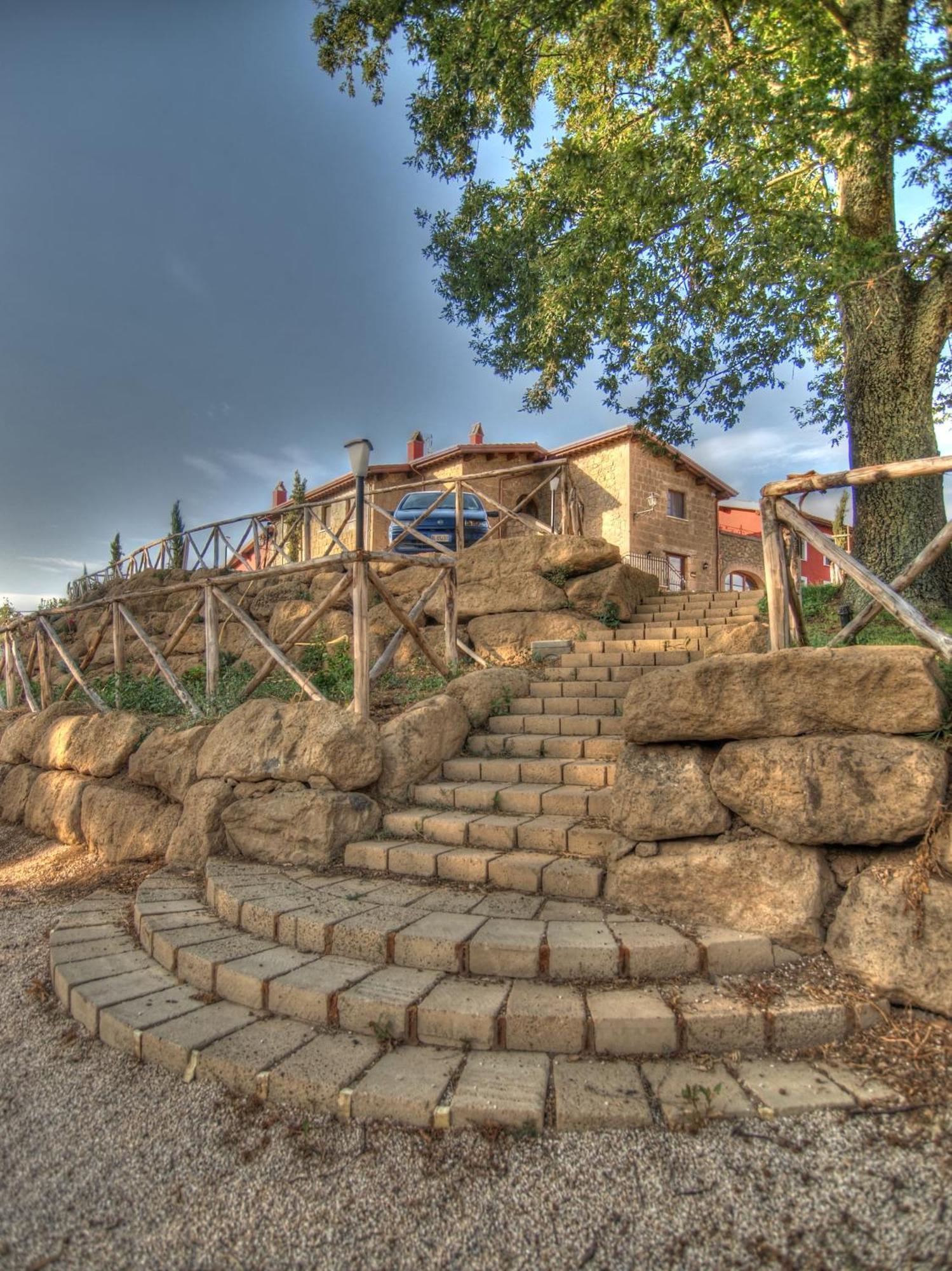Agriturismo Podere Del Lepre San Quirico  Экстерьер фото