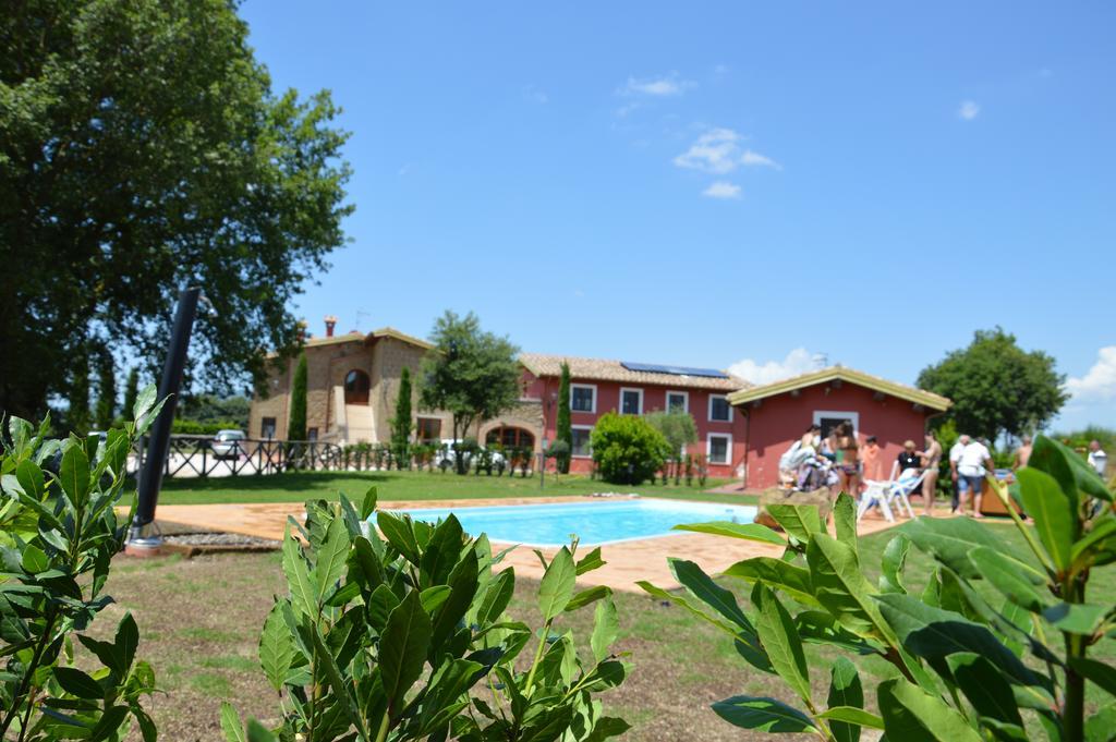 Agriturismo Podere Del Lepre San Quirico  Экстерьер фото
