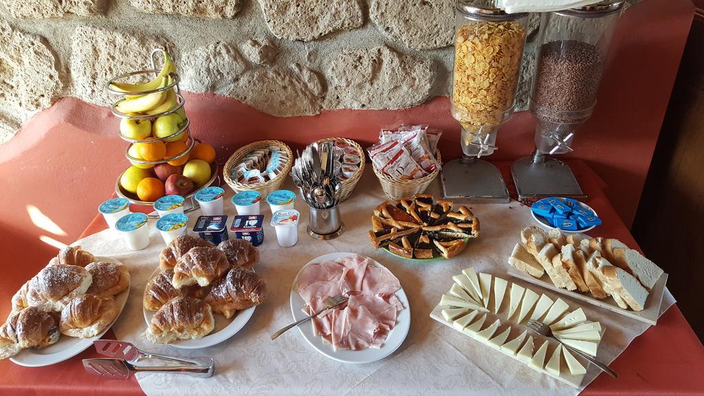Agriturismo Podere Del Lepre San Quirico  Экстерьер фото