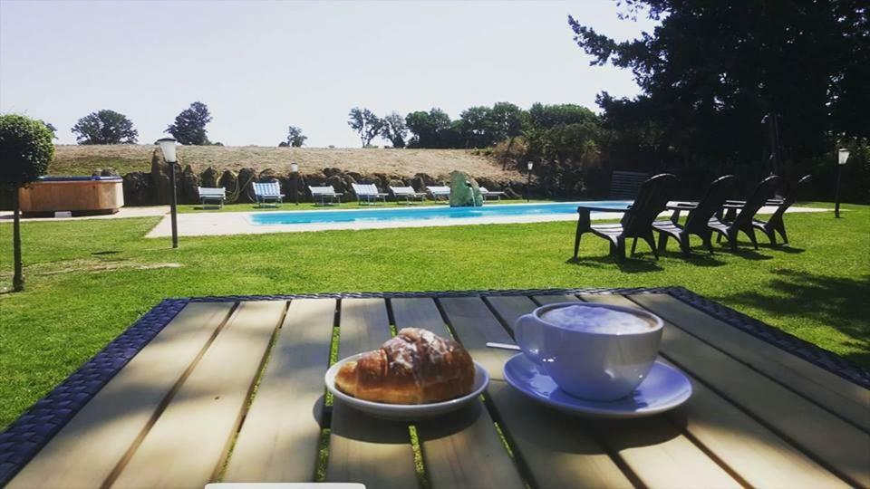Agriturismo Podere Del Lepre San Quirico  Экстерьер фото